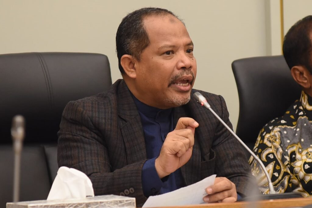 Berbeda dengan Perairan Tangerang, Pemagaran Laut di Bekasi untuk Konservasi Mangrove