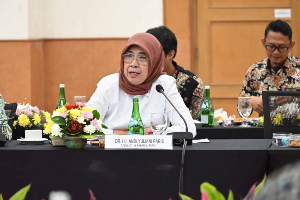 Anggota DPR Soroti Penggunaan Mata Uang Asing di Perbatasan